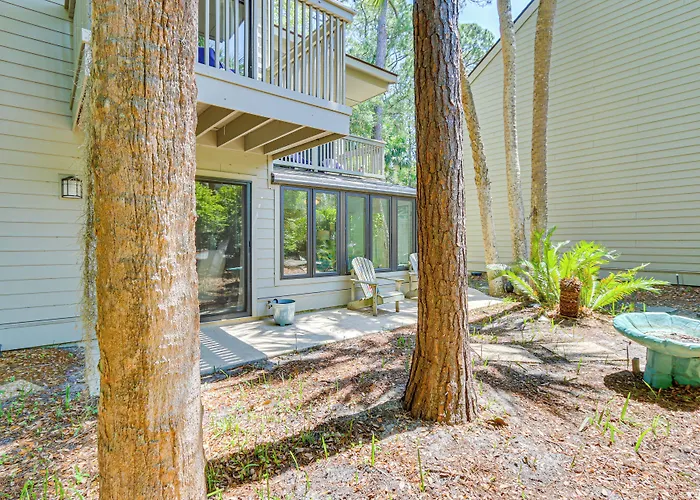 Modern Hilton Head Retreat: Walk To Beach & Golf!